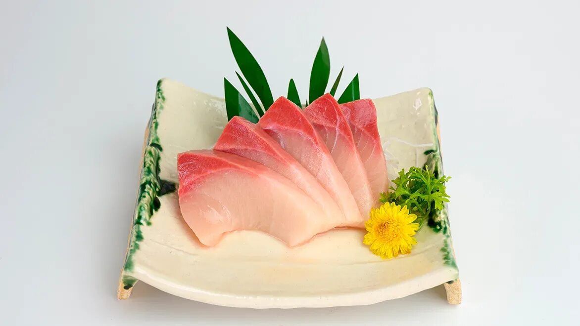 Hamachi Sashimi